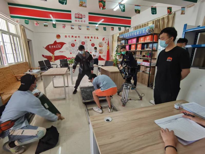 金川县广告片拍摄公司：极简主义践行者，少即是多的视觉哲学